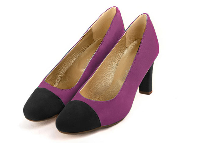 Matt black and mulberry purple women's dress pumps, with a round neckline. Round toe. High kitten heels. Front view - Florence KOOIJMAN